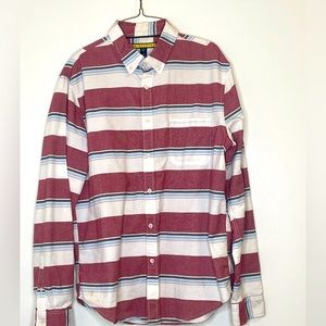 Men’s Button Up🍁